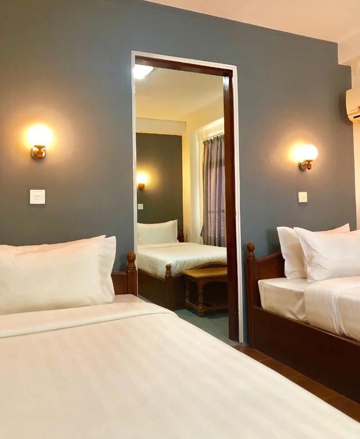 Royal City Hotel Mandalay Ngoại thất bức ảnh